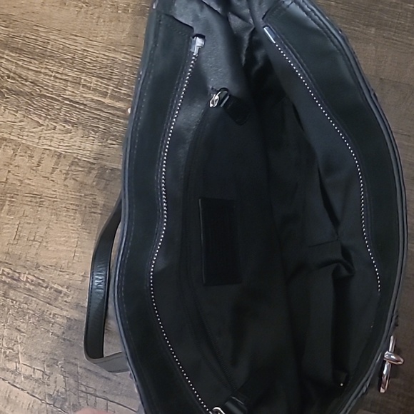 Coach Black Leather Tote Structured Design - Picture 6 of 6